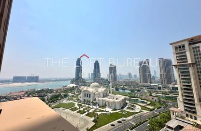 Apartment - 1 Bedroom - 2 Bathrooms for rent in East Porto Drive - Porto Arabia - The Pearl Island - Doha