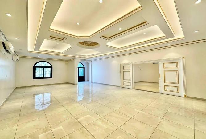 2Ok2I4owVPc - Property Image 3