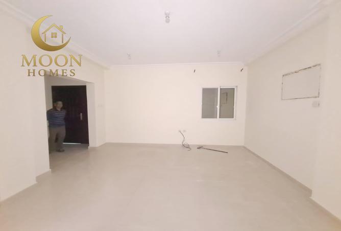 54396022 - Property Image 2