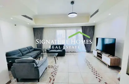 Apartment - 1 Bedroom - 2 Bathrooms for rent in West Porto Drive - Porto Arabia - The Pearl Island - Doha