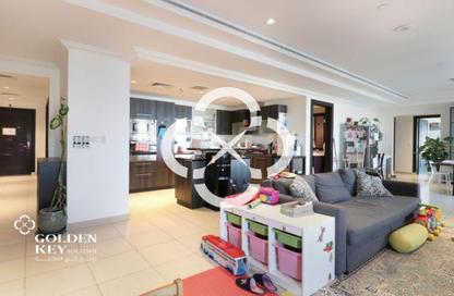 Apartment - 2 Bedrooms - 4 Bathrooms for rent in West Porto Drive - Porto Arabia - The Pearl Island - Doha