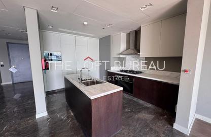 Townhouse - 4 Bedrooms - 6 Bathrooms for sale in Seef Lusail Tower 1 - Seef Lusail - Lusail City - Lusail