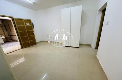Villa - Studio - 1 Bathroom for rent in Onaiza - Onaiza - Doha
