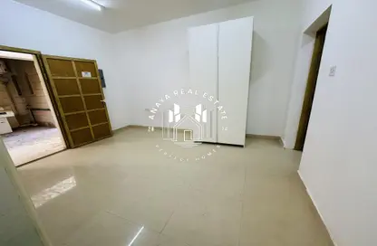 Villa - Studio - 1 Bathroom for rent in Onaiza - Onaiza - Doha