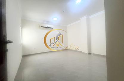 Apartment - 3 Bedrooms - 3 Bathrooms for rent in Bin Omran 35 - Fereej Bin Omran - Doha Apartment - 3 Bedrooms - 3 Bathrooms for rent in Bin Omran 35 - Fereej Bin Omran - Doha