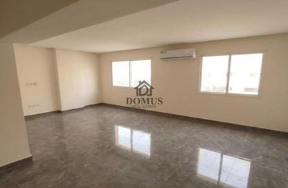 Apartment - 3 Bedrooms - 2 Bathrooms for rent in Thabit Bin Zaid Street - Al Mansoura - Doha