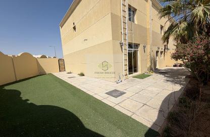 Villa - 4 - 4 for rent in Al Gharrafa - Al Gharrafa - Doha