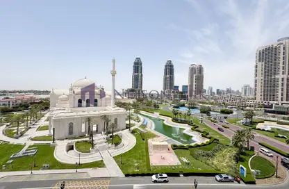 Apartment - 1 Bedroom - 2 Bathrooms for rent in East Porto Drive - Porto Arabia - The Pearl Island - Doha