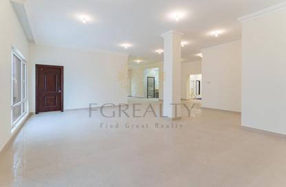 Villa - 5 - 4 for sale in Madinat Al Shamal - Madinat Al Shamal - Al Shamal