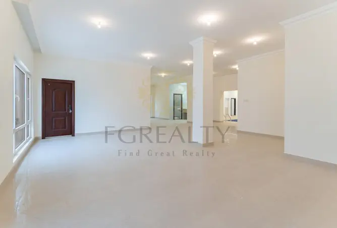 62693021 - Property Image 3