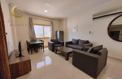 Apartment - 1 Bedroom - 1 Bathroom for rent in Umm Ghuwailina 4 - Umm Ghuwailina - Doha