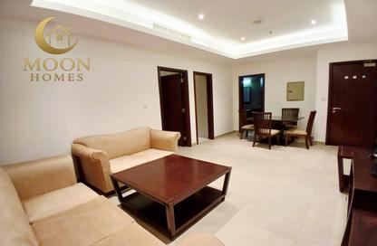 Apartment - 1 Bedroom - 2 Bathrooms for rent in Umm Ghuwailina 4 - Umm Ghuwailina - Doha
