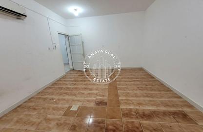 Villa - 1 Bedroom - 1 Bathroom for rent in Umm Al Seneem Street - Ain Khaled - Doha Villa - 1 Bedroom - 1 Bathroom for rent in Umm Al Seneem Street - Ain Khaled - Doha