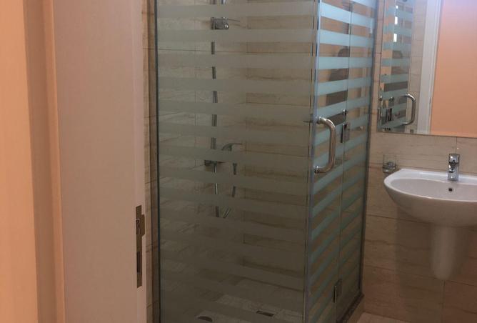 52451943 - صورة العقار 3