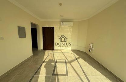 Apartment - 2 Bedrooms - 2 Bathrooms for rent in Thabit Bin Zaid Street - Al Mansoura - Doha