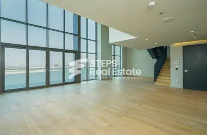 Duplex - 3 Bedrooms - 6 Bathrooms for sale in Seef Lusail Tower 1 - Seef Lusail - Lusail City - Lusail