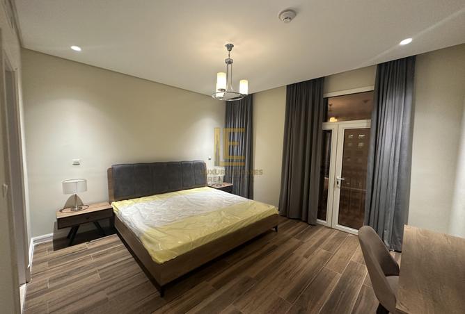 985793 - Property Image 3