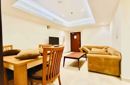 Apartment - 2 Bedrooms - 1 Bathroom for rent in Al Sadd Road - Al Sadd - Doha
