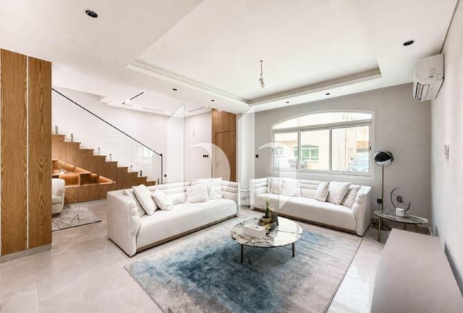 FRESHLY RENOVATED | 0% INTEREST | FLEXIBLE 5-YEAR