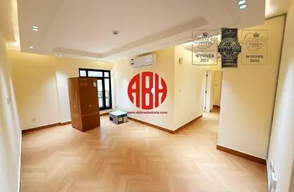 Apartment - 2 Bedrooms - 3 Bathrooms for rent in Al Zubair Bakkar Street - Al Sadd - Doha