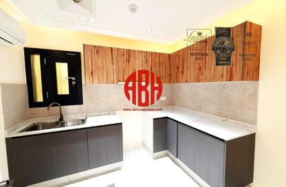 Apartment - 2 Bedrooms - 3 Bathrooms for rent in Al Zubair Bakkar Street - Al Sadd - Doha
