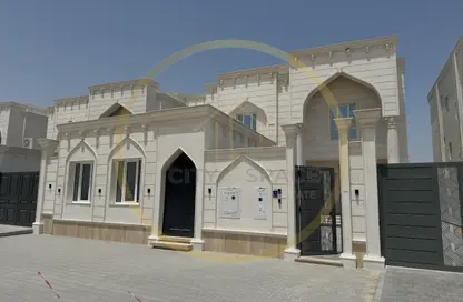 Villa - 7 Bedrooms - 7 Bathrooms for sale in Bu Hamour Street - Abu Hamour - Doha