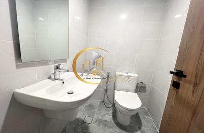 Apartment - 2 - 3 for rent in Al Salam Tower - Corniche Road - Corniche Road - Doha