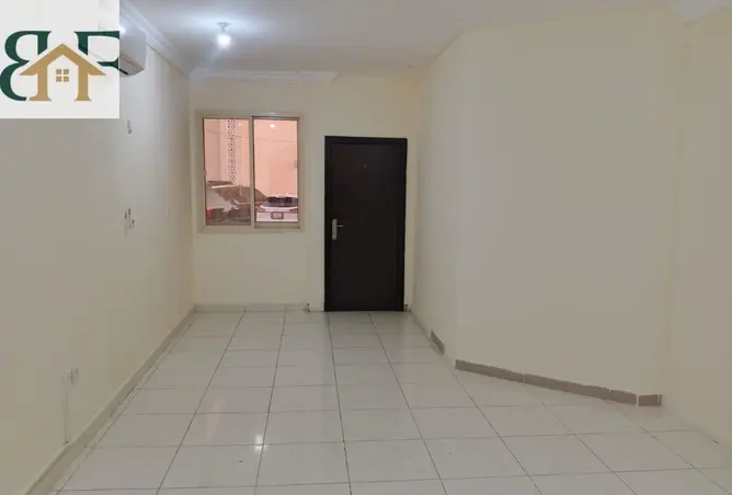 63194300 - Property Image 2