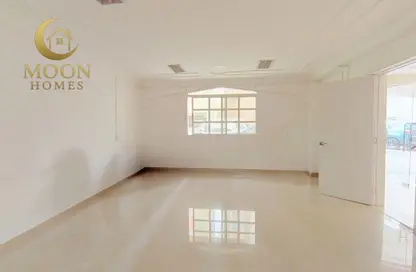 Apartment - Studio - 1 Bathroom for rent in Old Salata - Salata - Doha