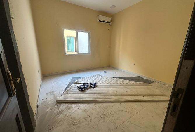 985662 - Property Image 3