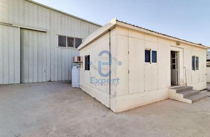 Warehouse - Studio - 2 Bathrooms for rent in East Industrial Street - Birkat Al Awamer - Al Wakra
