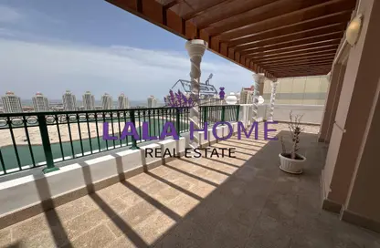 Penthouse - 4 Bedrooms - 6 Bathrooms for rent in Viva West - Viva Bahriyah - The Pearl Island - Doha