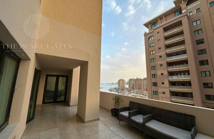 Apartment - 2 Bedrooms - 3 Bathrooms for rent in East Porto Drive - Porto Arabia - The Pearl Island - Doha