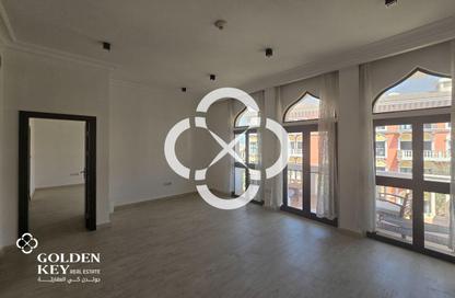 Apartment - 1 Bedroom - 2 Bathrooms for sale in Carnaval - Qanat Quartier - The Pearl Island - Doha