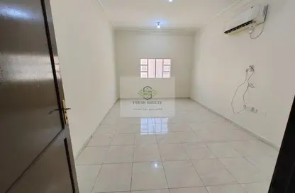 شقة - 2 غرف نوم - 2 حمامات للايجار في شقق مساكن المطار القديم - طريق المطار القديم - الدوحة