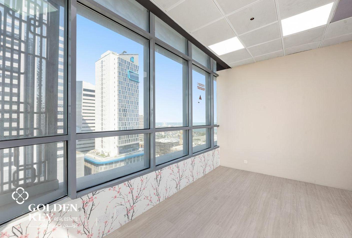 Balcony| Spacious Office space for Rent| Sea View