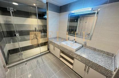 Apartment - 1 Bedroom - 1 Bathroom for rent in Lusail Marina Heights - Marina District - Lusail