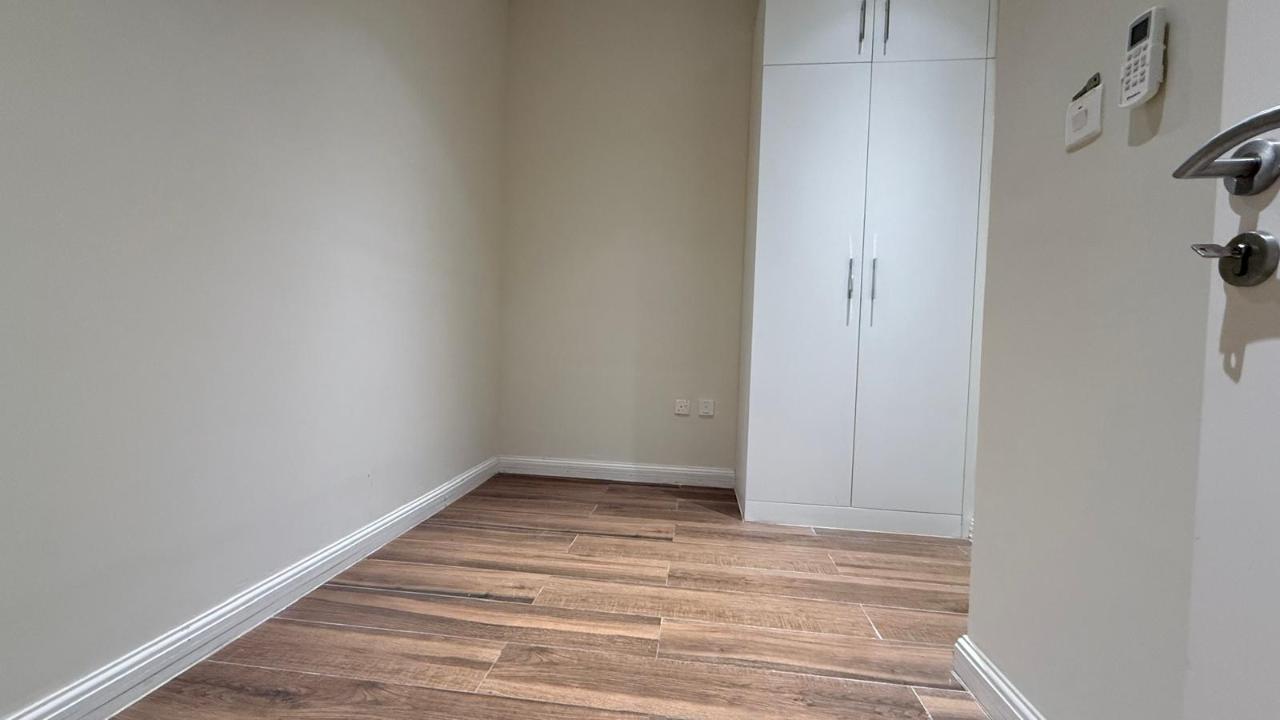 Premium 1 Bhk + Office | Furnished | Floresta thumbnail 5