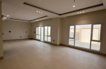 Villa - 7 Bedrooms - 7 Bathrooms for rent in Izghawa - Izghawa - Doha