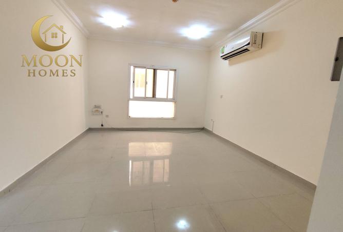 55963948 - Property Main Image