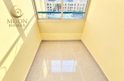 Compound - 2 - 2 for rent in Umm Ghwailina Comm - Umm Ghuwalina - Umm Ghuwailina - Doha