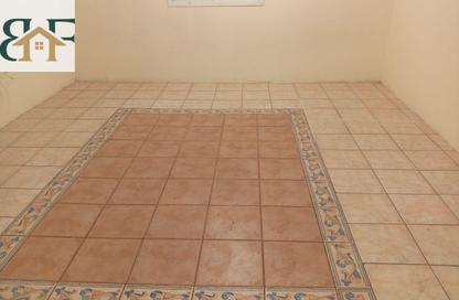 Apartment - 2 Bedrooms - 2 Bathrooms for rent in Al Mansoura - Doha