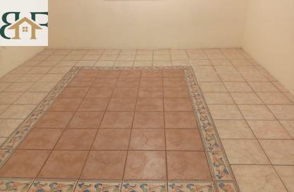 Apartment - 2 Bedrooms - 2 Bathrooms for rent in Al Mansoura - Doha