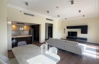 Apartment - 3 Bedrooms - 3 Bathrooms for rent in Carnaval - Qanat Quartier - The Pearl Island - Doha