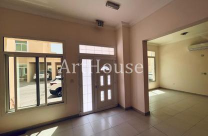 Villa - 6 Bedrooms - 5 Bathrooms for rent in Al Kheesa - Al Kheesa - Umm Salal Mohammed