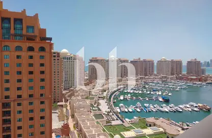Apartment - 2 Bedrooms - 3 Bathrooms for rent in West Porto Drive - Porto Arabia - The Pearl Island - Doha