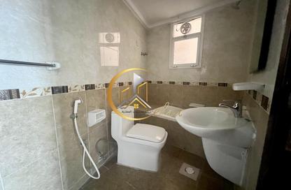 Apartment - 2 Bedrooms - 2 Bathrooms for rent in Al Mirqab Al Jadeed - Doha