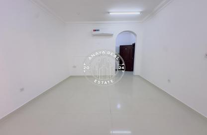 Penthouse - Studio - 1 Bathroom for rent in Ain Khaled Villas - Ain Khaled - Doha Penthouse - Studio - 1 Bathroom for rent in Ain Khaled Villas - Ain Khaled - Doha