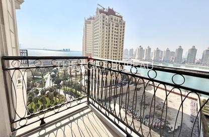 Apartment - 2 Bedrooms - 3 Bathrooms for rent in Floresta Gardens - Floresta Gardens - The Pearl Island - Doha