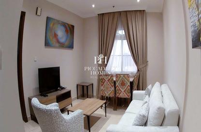 Apartment - 1 Bedroom - 1 Bathroom for rent in Salaja Street - Doha Al Jadeed - Doha